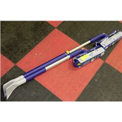 2 MICHELIN SNOWBRUSHES