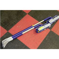 2 MICHELIN SNOWBRUSHES