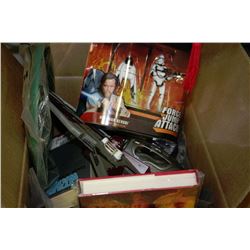 BOX OF STAR WARS COLLECTIBLES INCLUDING BOOKS,