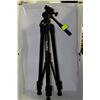 Image 1 : TRIPOD