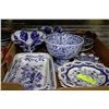 Image 1 : TRAY OF BLUE AND WHITE DISHES, VASES ETC.
