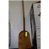 Image 1 : DECORATIVE WOODEN SHOVEL