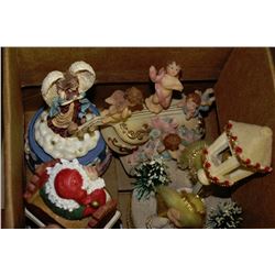 BOW OF CHRISTMAS MUSIC BOXES