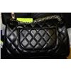 Image 1 : REPLICA CHANEL WOMENS PURSE