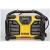 Image 1 : DEWALT RADIO