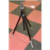 Image 1 : TRIPOD