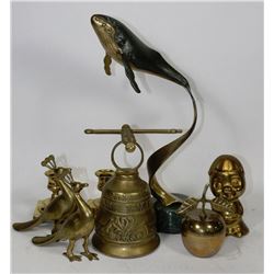 BOX OF BRASS COLLECTIBLES INCLUDING WHALE, PIGGY