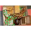 Image 1 : BOX OF MISC INCLUDING HAND CARVED VINTAGE