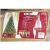 Image 1 : 6.5 FT. ROCKEFELLER PINE CHRISTMAS TREE