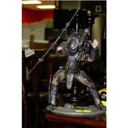 LARGE PREDATOR FIGURINE ON STAND - 15