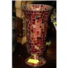 Image 1 : DECORATIVE GLASS VASE - RED/ORANGE