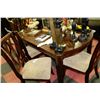 Image 1 : WOOD TONE TABLE WITH 7 MATCHING CHAIRS