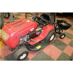 MTD YARD MACHINES LAWN TRACTOR WITH FERTILIZER