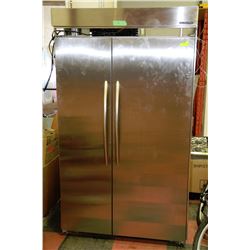 KITCHEN AID STAINLESS STEEL BUILT IN SIDE BY SIDE