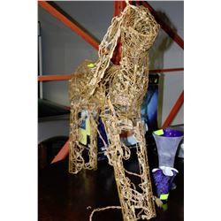 CHRISTMAS DECOR DEER