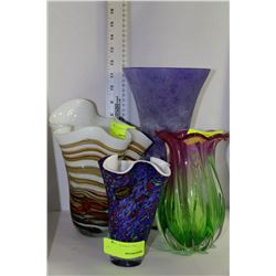 SHOWHOME SET OF 4 VARIOUS VASES