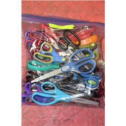 BAG OF SCISSORS