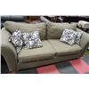 Image 3 : OLIVE GREEN FABRIC COUCH & LOVE SEAT