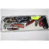 Image 1 : VARIETY OF KNIVES & MULTI TOOLS