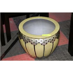 18" SILVERLEAF PLANTER