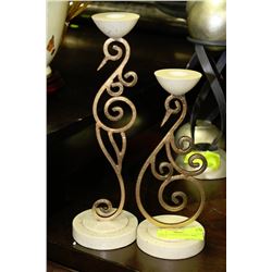 PAIR OF CANDLEHOLDERS - BIRD DESIGN