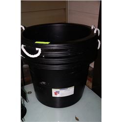 SET OF FOUR 67 LITRE, 17.8GAL STORABLE UTILITY
