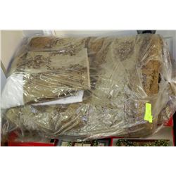 NEW QUEEN SIZE QUILT WITH 2 PILLOW CASES SOLD WITH