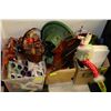 Image 1 : BOX OF ASSORTED CHRISTMAS DECORATIONS X3
