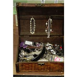 JEWELLERY BOX WITH CONTENTS