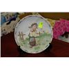 Image 1 : BERTHA HUMMEL COLLECTOR PLATE ON STAND