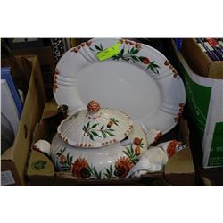 BOX WITH SOUP TOURRINE AND SERVING PLATTER ETC