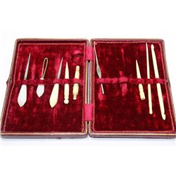 ANTIQUE IVORY SEWING/DARNING KIT