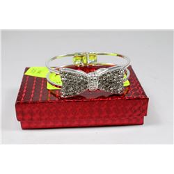 SILVER-PLATED BRACELET