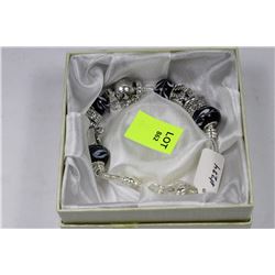 SILVER CHARM GLASS BEADS BRACELET