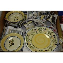 ITALIAN BISTRO 19-PC DINNERWARE SET