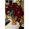 Image 1 : ARTIFICIAL POINSETTIA