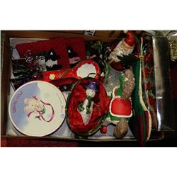 BOX W/ NEW JOLLY SNOWMAN PLATE SET,