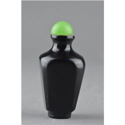 Black Peking Glass Snuff Bottle