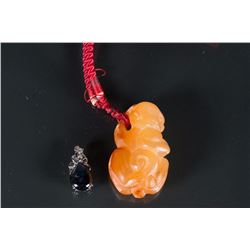 2 Pieces of Chinese Agate Pendants