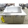 Image 1 : True 4' Refrigerated Mega Dome Sandwich Prep - Tested to 40deg