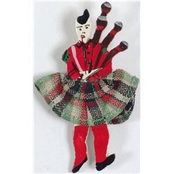 Vintage Pin - Scot in Kilt Playing Bagpipes