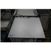Image 1 : PALLET OF 24"X24"  WHITE PORCELAIN TILE