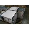 Image 2 : PALLET OF 24"X24"  WHITE PORCELAIN TILE