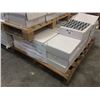 Image 2 : PALLET OF LAG-50 GLASS SILVER & WHITE 300 X 300 MM MOSAIC TILE