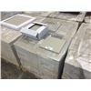 Image 2 : PALLET OF LIGHT GREY 300 X 300 MM CERAMIC FLOOR TILE