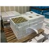 Image 2 : PALLET OF LAG-73 GLASS & GOLD 300 X 300 MM MOSAIC WALL TILE