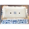 Image 8 : A BLUE AND WHITE RECTANGULAR PORCELAIN FLOWER POT