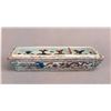Image 6 : A CHINESE BLUE AND WHITE PORCELAIN BRUSH CASE