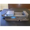 Image 2 : D675 Kurt 6" Vise