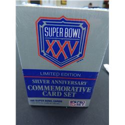 Superbowl XXV Limited Edition Silver Anniv. Commemorative Card Set, 160 Super Bowl Cards